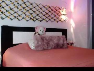 Megam_manze00  live sex cam