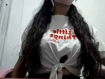 Mia_foxxii  live sex cam