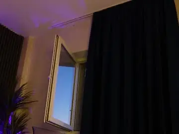 Miavelvety  live sex cam