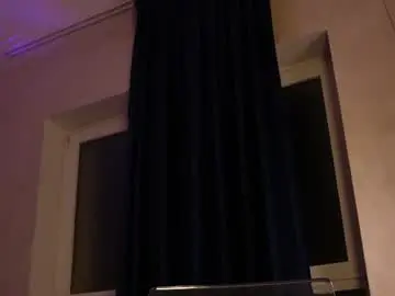 Miavelvety  live sex cam
