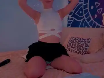 Unic0rnporn  live sex cam