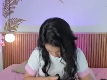 Valleriie_  live sex cam