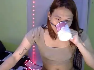 Yourwild_luna  live sex cam