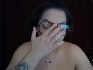 Allyiah  live sex cam