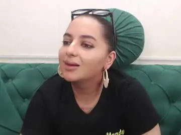 Allyiah  live sex cam