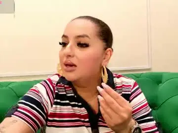 Allyiah  live sex cam