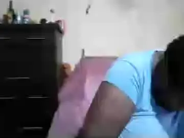 Analslut1987  live sex cam