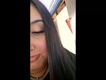 Bebesitvndreass  live sex cam