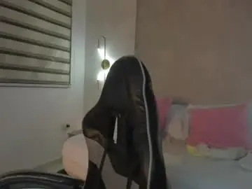 Bizy_blaze  live sex cam