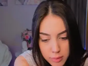 Caroline_sweet_x  live sex cam