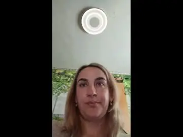 Crystalqueen888  live sex cam