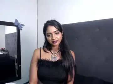 Delilah_blazee  live sex cam