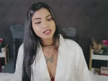 Delilah_blazee  live sex cam