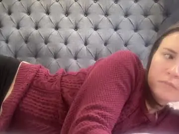 Eatmypie69  live sex cam