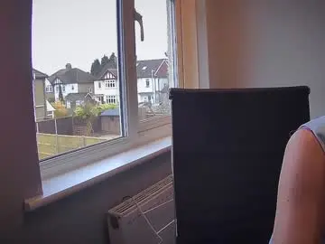 Eatmypie69  live sex cam