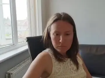 Eatmypie69  live sex cam