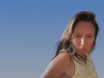 Eatmypie69  live sex cam