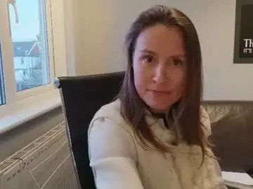 Eatmypie69  live sex cam