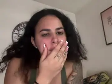 Juiiiicyjay  live sex cam