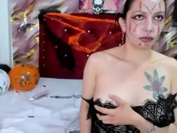 Kaarla_hot  live sex cam