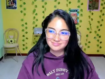 Littleprety6969  live sex cam