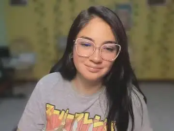 Littleprety6969  live sex cam