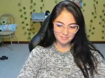 Littleprety6969  live sex cam