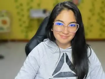 Littleprety6969  live sex cam