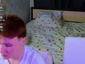 Lovelygirllss  live sex cam