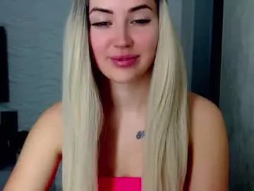 Loveydovey88  live sex cam
