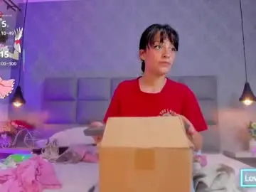 Luna_bella3  live sex cam