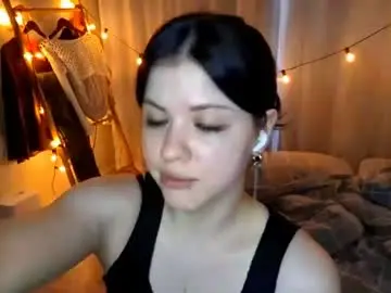 Modestfein  live sex cam