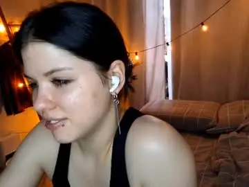 Modestfein  live sex cam