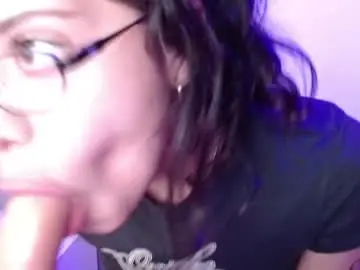 Petite_melodyy  live sex cam