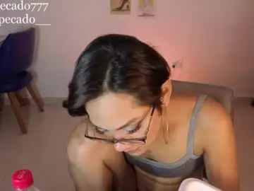 Purepleasure25  live sex cam
