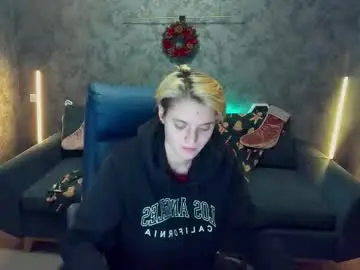Roxyflames  live sex cam