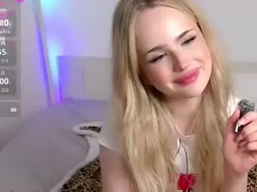 Tooblonde  live sex cam