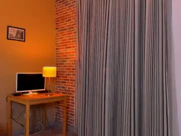 Veneradi615  live sex cam