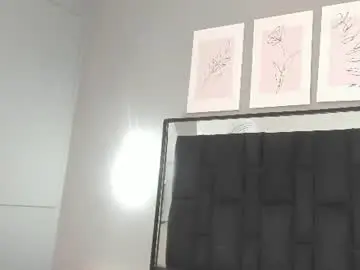 Zoe_curvyy  live sex cam