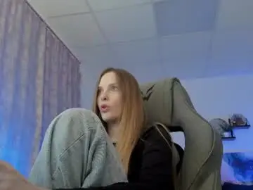 Kristellevale  live sex cam