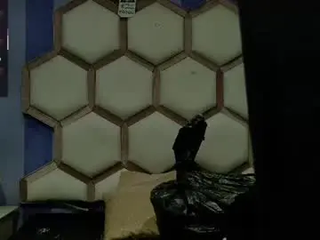 Lilithrossi  live sex cam