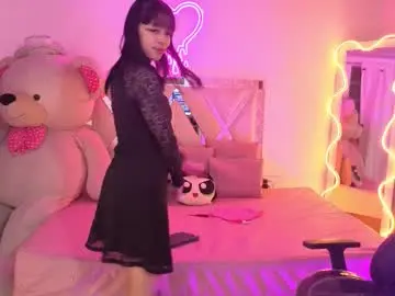 Mitzi_tay1  live sex cam