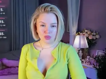 Nikki_kai  live sex cam