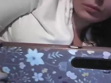 Redlace44  live sex cam