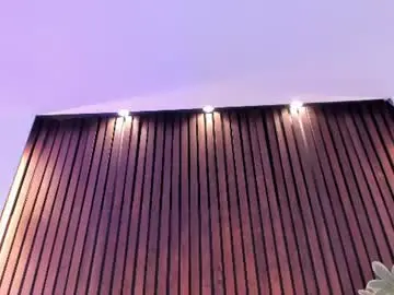 Sharonlyn  live sex cam