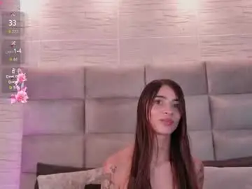Sharonlyn  live sex cam