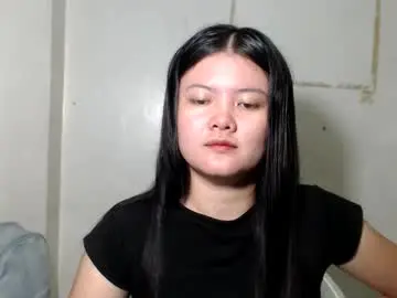 Ursweet_lynie  live sex cam
