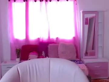 Valentinnax  live sex cam