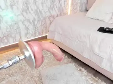 Whitneyyfox  live sex cam