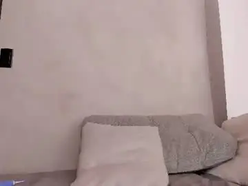 Honeyhot69__  live sex cam